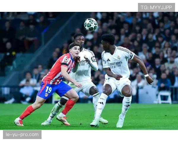 卡马文加凭借强悍对抗力崛起，成为球队中场防守新核心