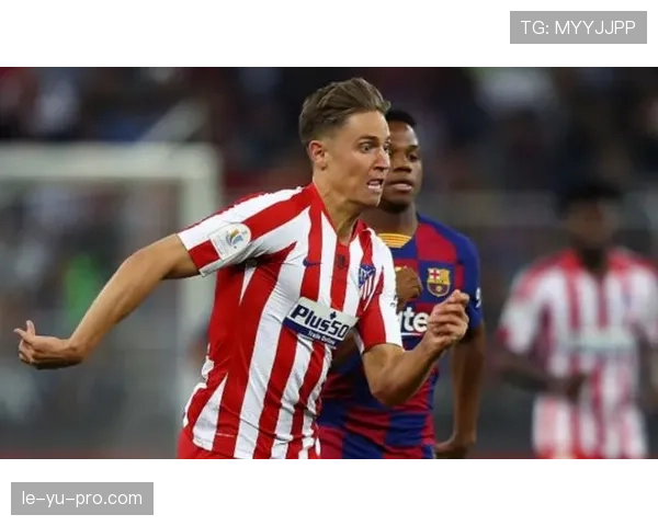 亨利盘带犀利突破防线，闪耀全场引领球队进攻