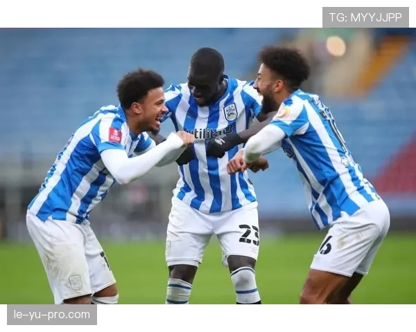 英超新星弗兰克·奥涅卡状态回暖，关键表现助球队逆转取胜